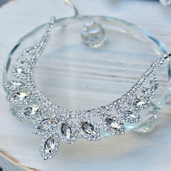 Windsor ✦ Silver Rhinestone Necklace & Earring Set ✦ Formal Occasion Jewelry NWT - Picture 4 of 10